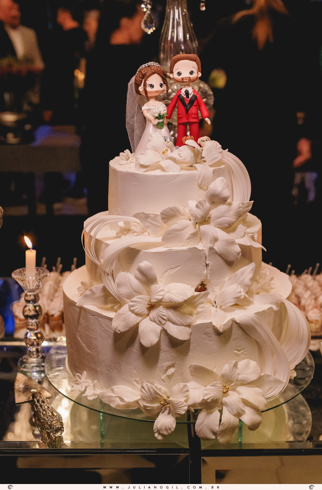 bolo de casamento dos noivos thaís e andriel