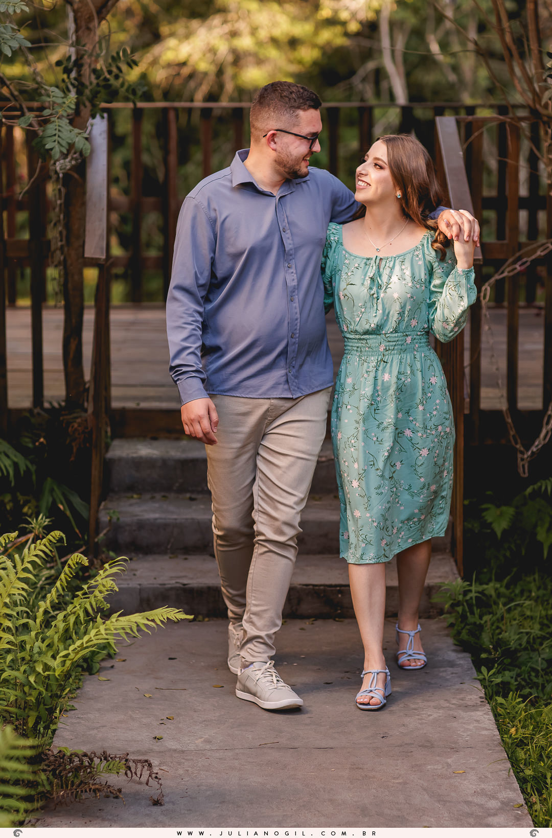 pré casamento Jessica e Ewandro fotógrafo Juliano Gil prudentópolis irati paraná recanto teodorinho chalé ar livre ensaio externo casal carro cerveja gol gti noiva noivo  wedding day 