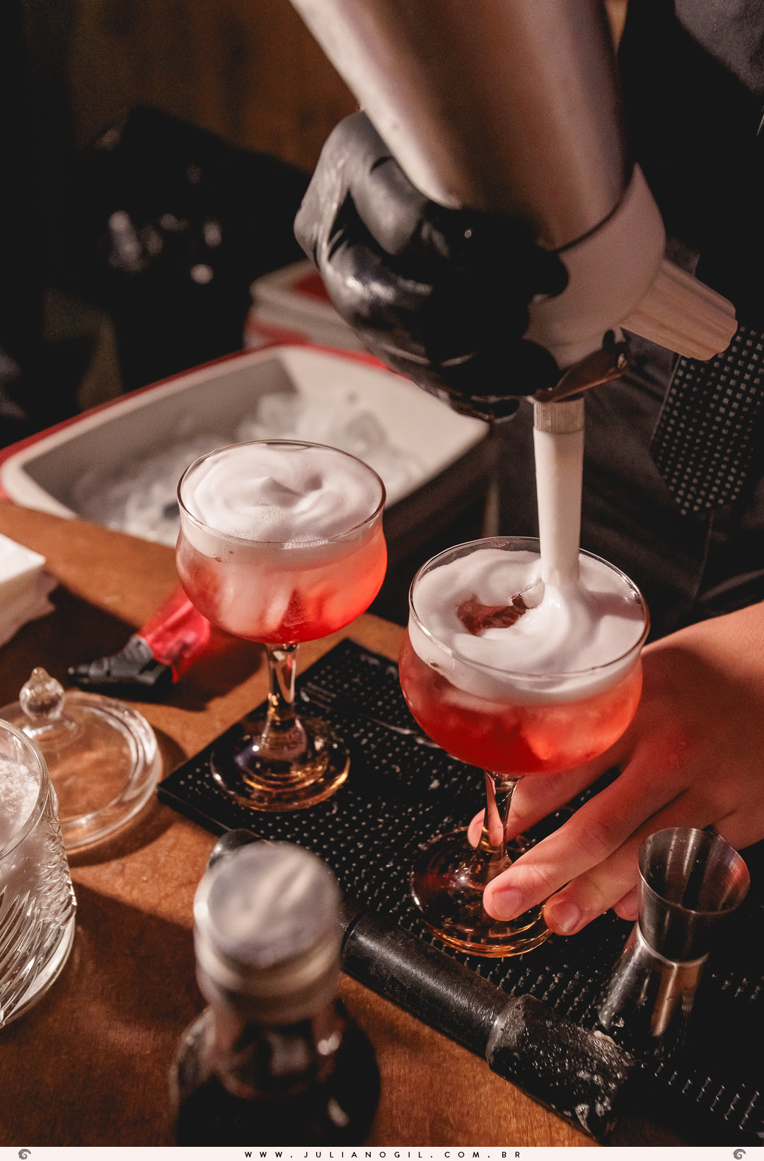 drink feito durante a festa de casamento