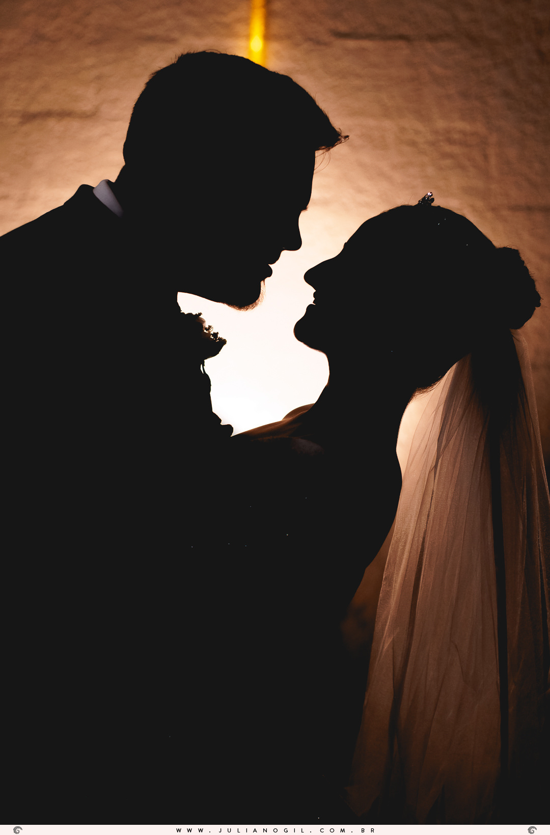 noivos em sessão pós cerimõnia