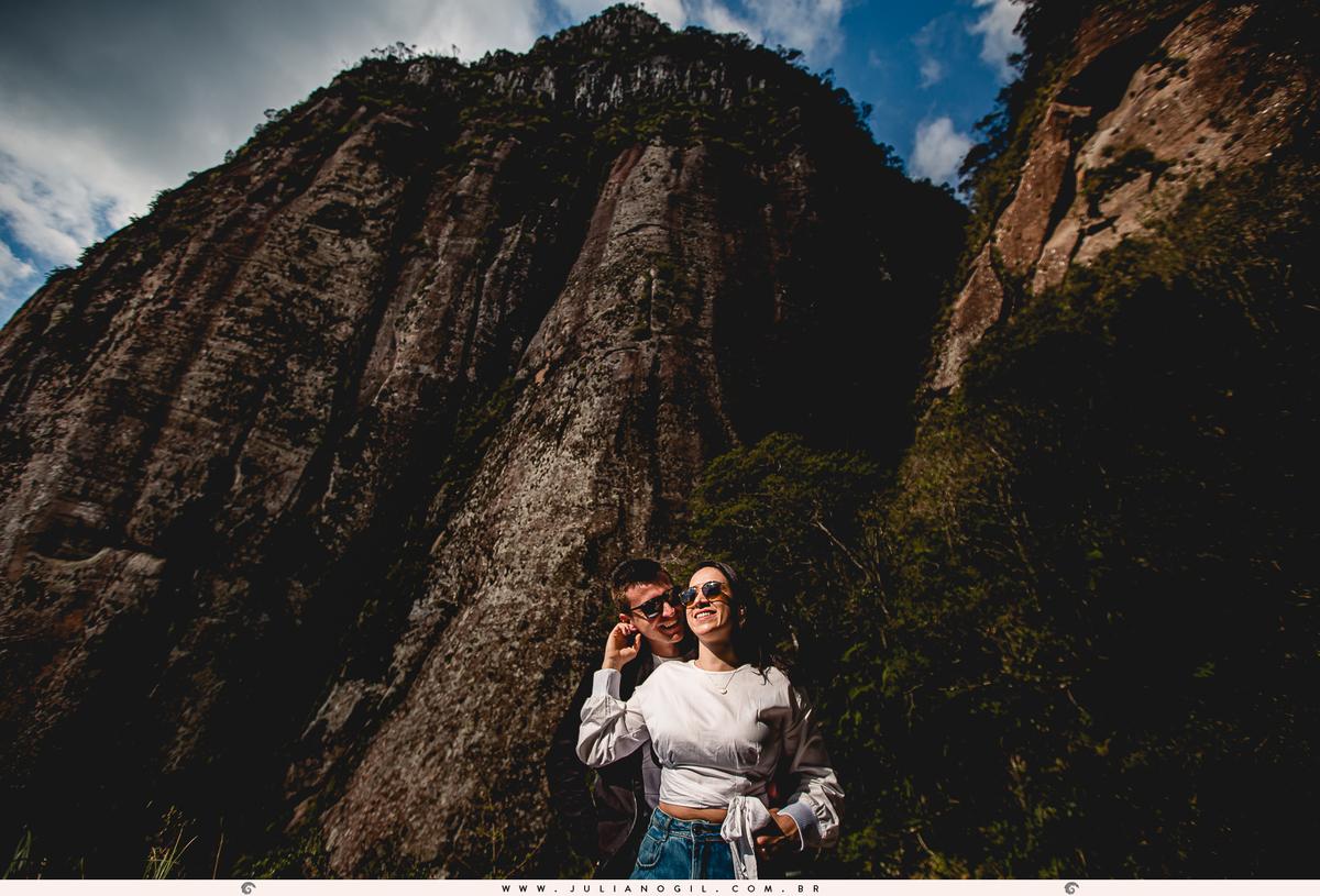 Pré Casamento Fernanda Maciel Cezar e Renê Siman em Serra Catarinense Urubici Praia do Rosa Serra do Rio do Rastro Serra do Corvo Branco Fotógrafo Juliano Gil Canion Espraiado