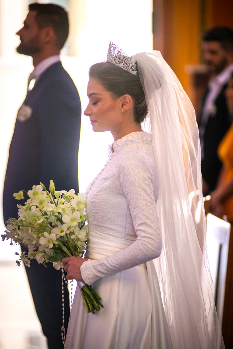 Momento de fé, o casamento na igreja é algo que toda mulher sonha então veja como foi esse casamento nas minhas fotografias.