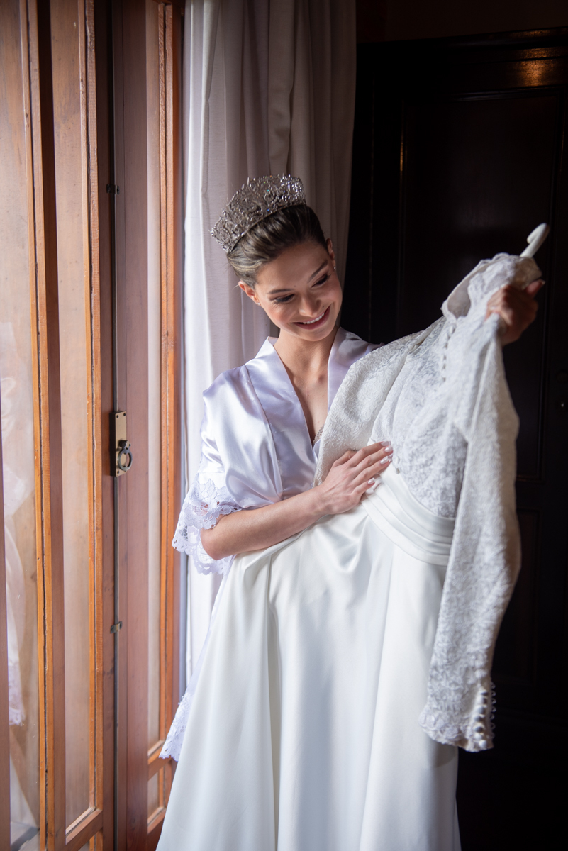 Making of da noiva Cotia, preparativos da noiva em São Paulo, casamento em Cotia, vestido de noiva, fotografia de casamento em Cotia, emoções do casamento, beleza natural de Cotia, dia especial da noiva.