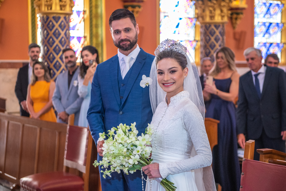 Momento de fé, o casamento na igreja é algo que toda mulher sonha então veja como foi esse casamento nas minhas fotografias.