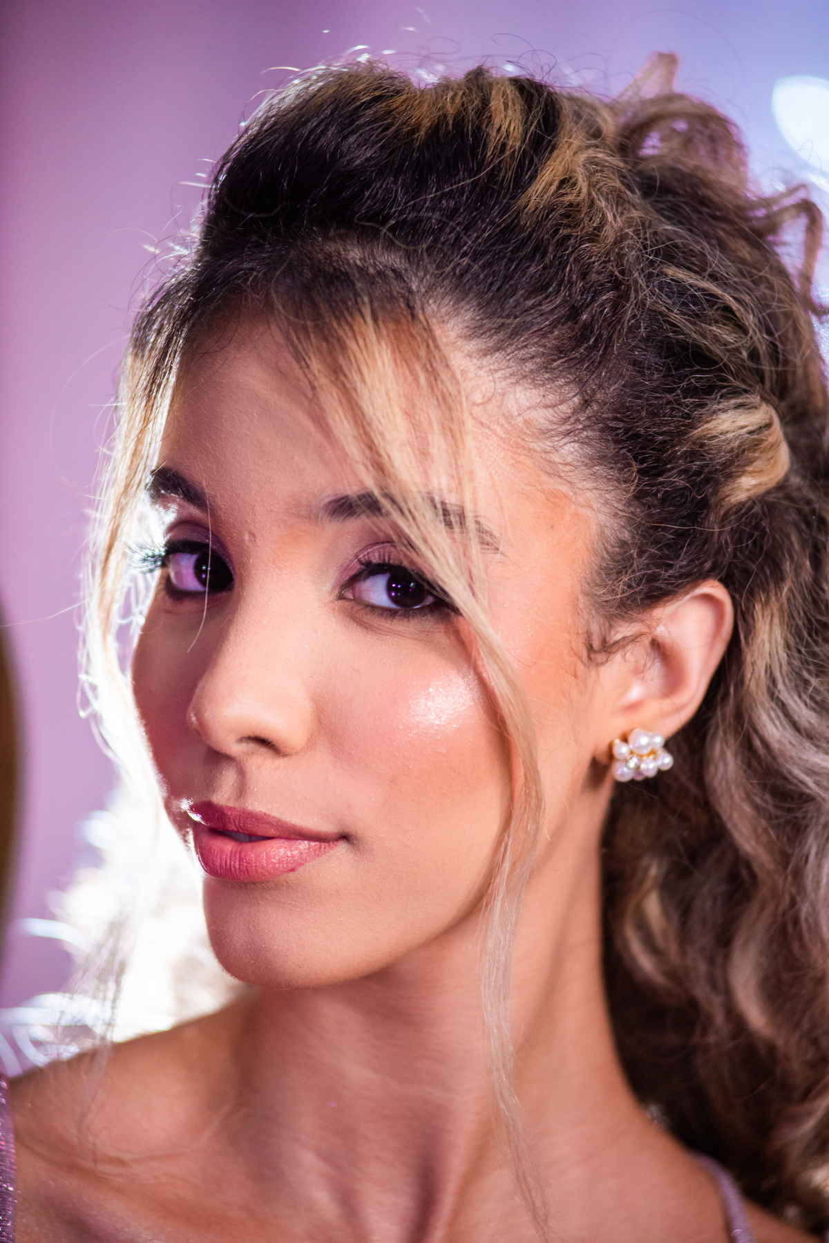 O dia mágico de Anna Luíza registrado em lindas fotos de debutante! Momentos emocionantes e autênticos que revelam a essência dos seus 15 anos em imagens inesquecíveis.