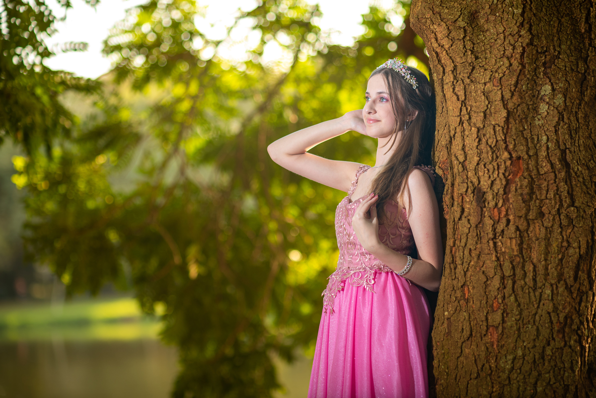 Ensaio de Debutante
Parque Ibirapuera
Debutante 15 anos
Fotografia de Debutante
Ensaio Fotográfico
Debutante SP
Debutante São Paulo
Fotos de Debutante
Book de Debutante
Debutante no Parque
Ensaio ao Ar Livre
Natureza
Beleza
Juventude
Celebração
Momentos E