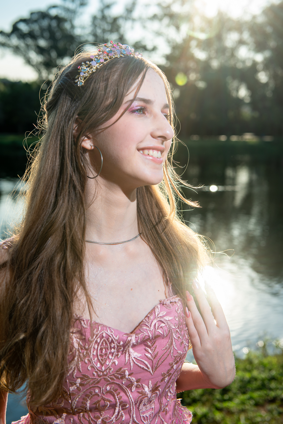 Ensaio de Debutante
Parque Ibirapuera
Debutante 15 anos
Fotografia de Debutante
Ensaio Fotográfico
Debutante SP
Debutante São Paulo
Fotos de Debutante
Book de Debutante
Debutante no Parque
Ensaio ao Ar Livre
Natureza
Beleza
Juventude
Celebração
Momentos E