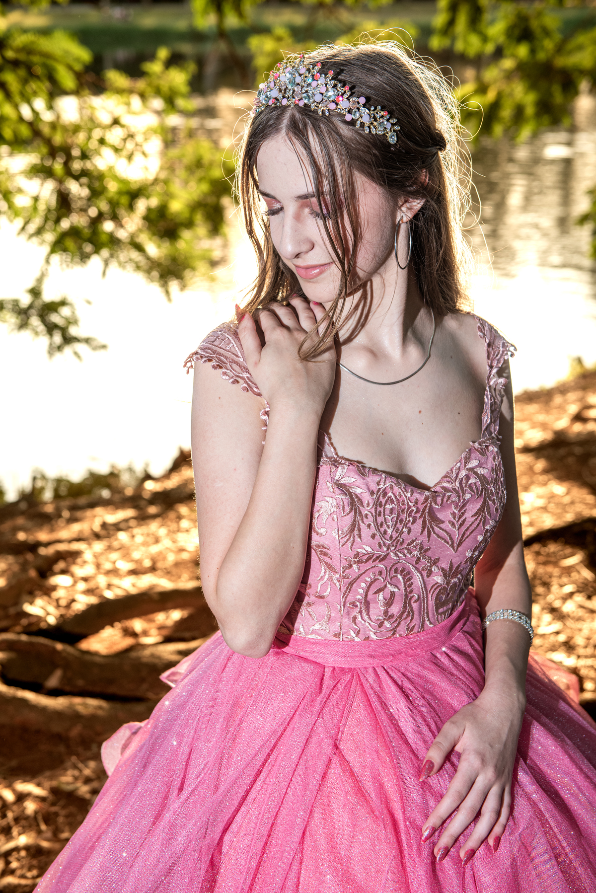 Ensaio de Debutante
Parque Ibirapuera
Debutante 15 anos
Fotografia de Debutante
Ensaio Fotográfico
Debutante SP
Debutante São Paulo
Fotos de Debutante
Book de Debutante
Debutante no Parque
Ensaio ao Ar Livre
Natureza
Beleza
Juventude
Celebração
Momentos E