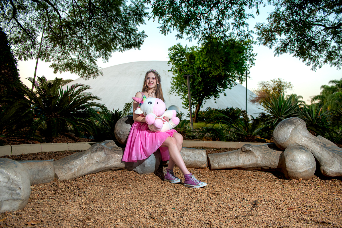 Ensaio de Debutante
Parque Ibirapuera
Debutante 15 anos
Fotografia de Debutante
Ensaio Fotográfico
Debutante SP
Debutante São Paulo
Fotos de Debutante
Book de Debutante
Debutante no Parque
Ensaio ao Ar Livre
Natureza
Beleza
Juventude
Celebração
Momentos E