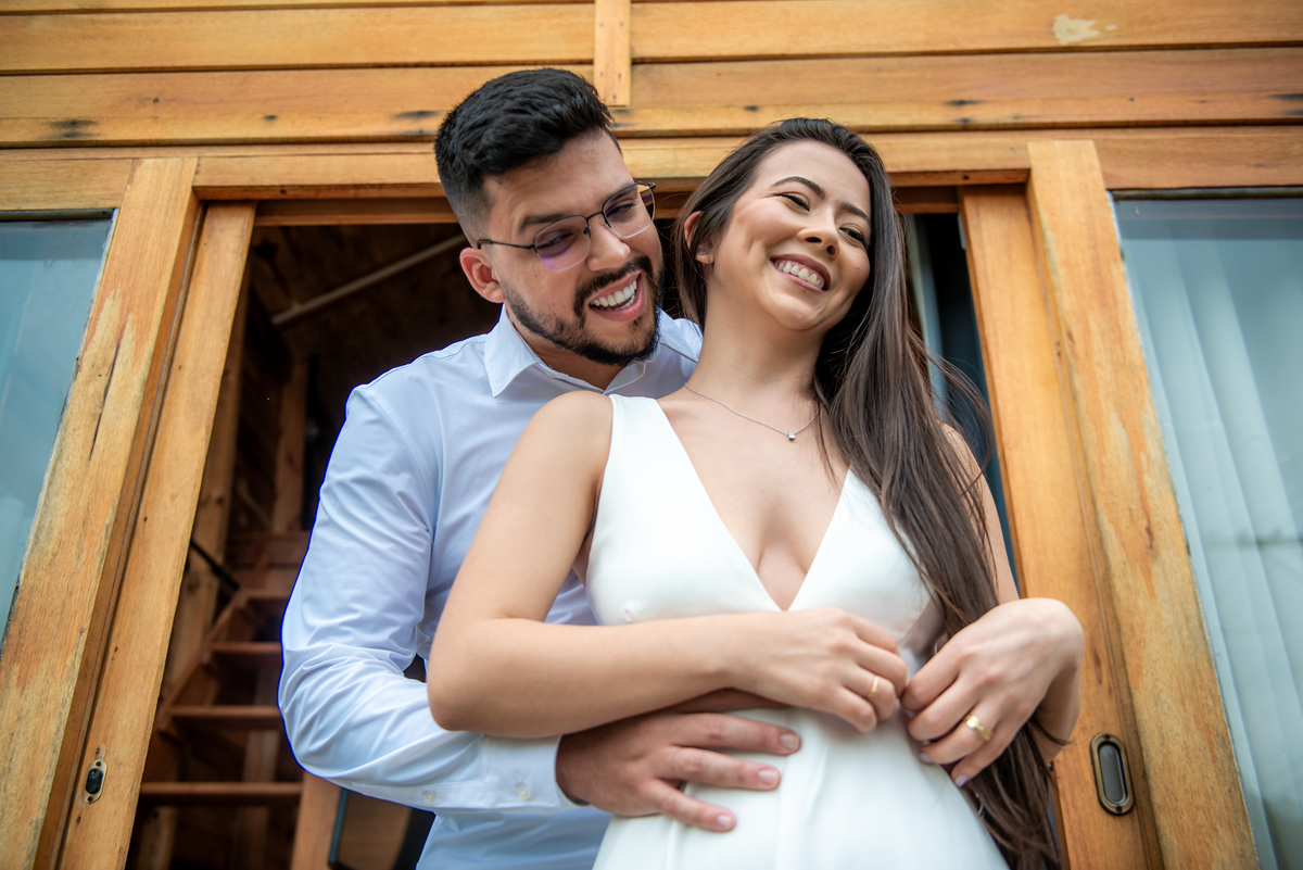 Ensaio Pré-Casamento Inspirador: Giovanna e Gustavo em um ensaio pré-wedding encantador, para casais que buscam um registro único de sua conexão.
