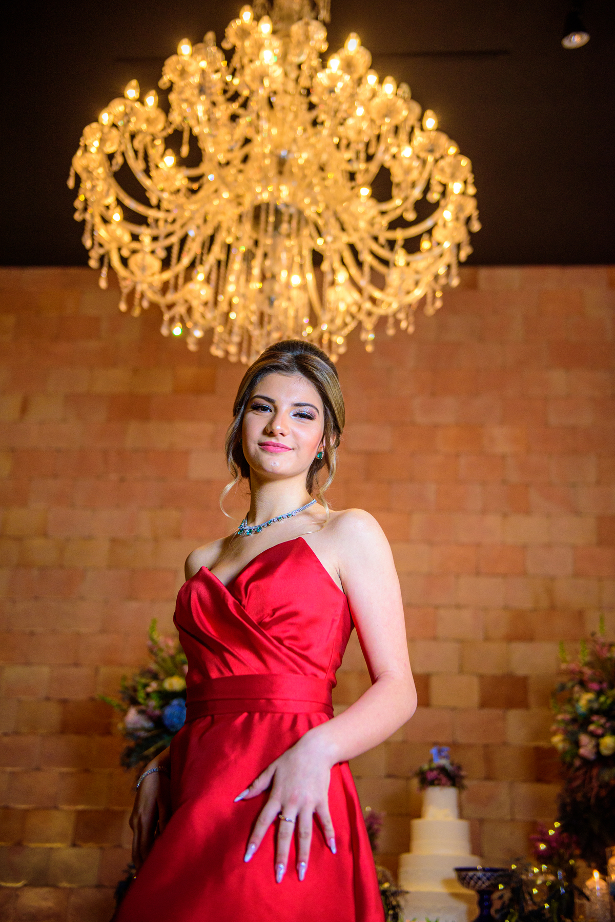 Fotografia para Festa de Debutante: Uma noite mágica registrada em cada clique! Julia viveu seu sonho com uma festa encantadora de 15 anos.