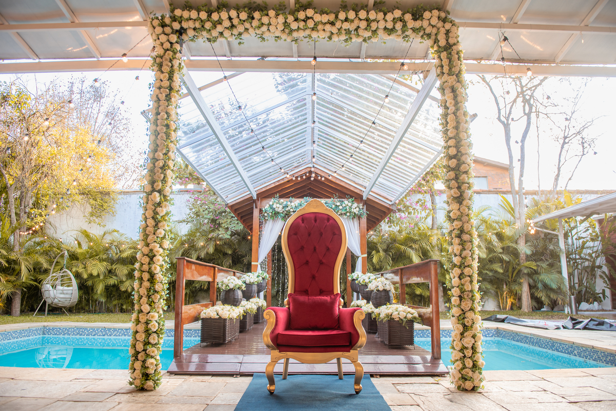 Aniversário de 15 Anos em Cotia: Layla brilhou em sua festa de debutante, e cada sorriso foi registrado em fotos encantadoras e memoráveis.
