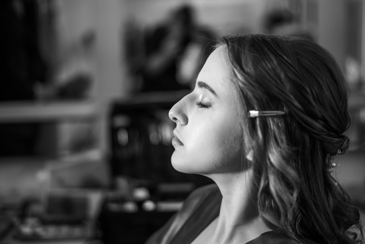 Aniversário de 15 Anos com Emoção: O fotógrafo registrou o encanto e a felicidade de Layla em seu aniversário de 15 anos em Cotia.