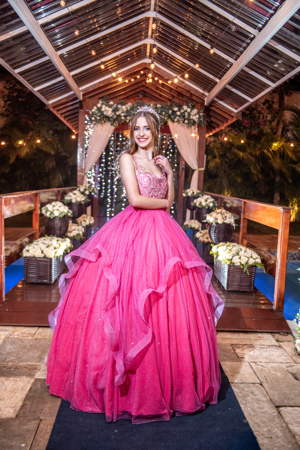 Fotógrafo de Aniversário de 15 Anos: Layla realizou o sonho da festa perfeita com um fotógrafo experiente em Cotia.