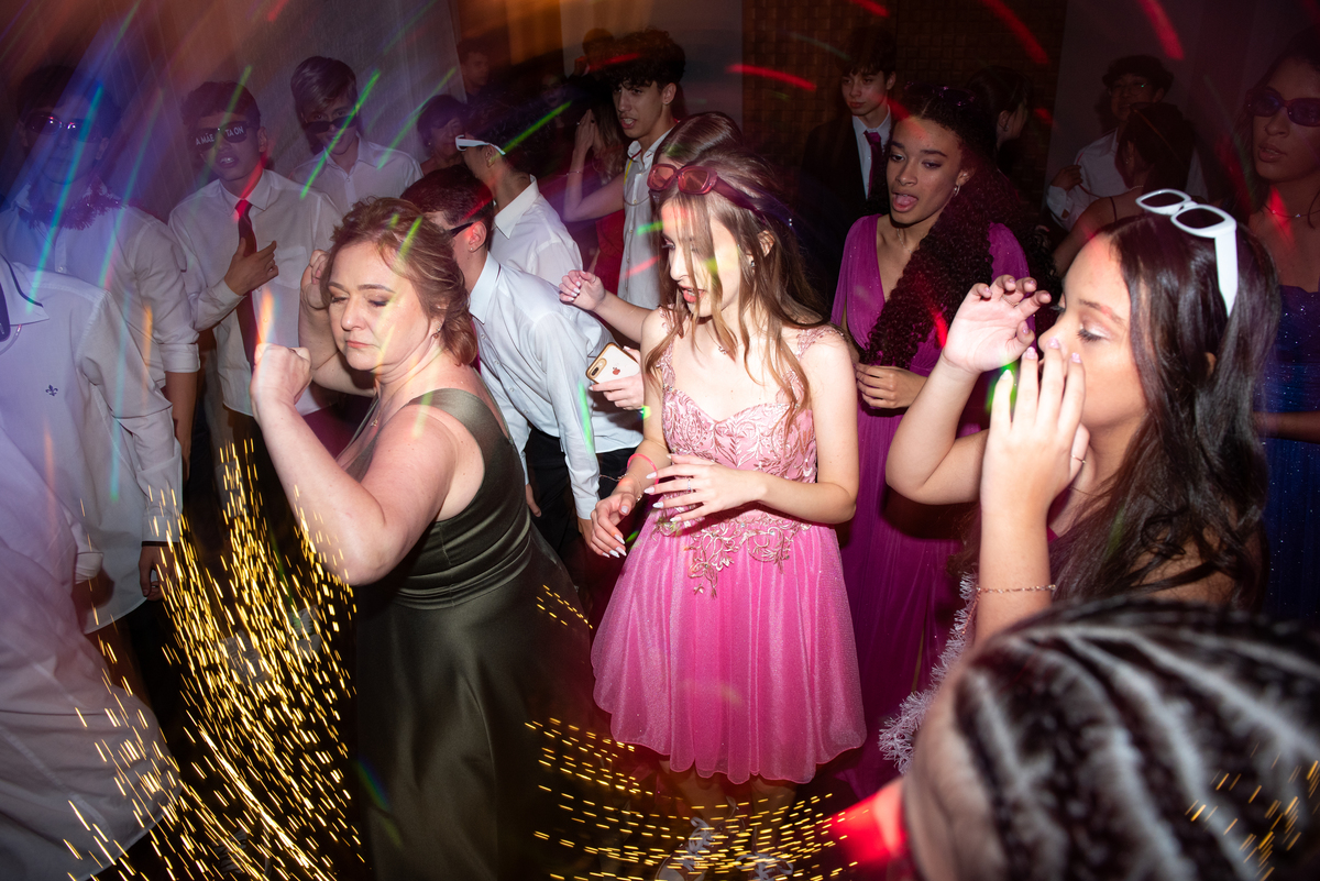 Fotos Autênticas para Aniversário de Debutante: A festa de Layla foi inesquecível, com fotos naturais e cheias de