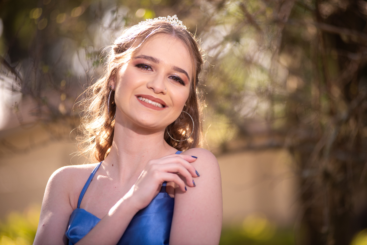 Fotos de Aniversário de Debutante Sorocaba: O ensaio de 15 anos de Júlia foi uma verdadeira celebração da sua essência e estilo.