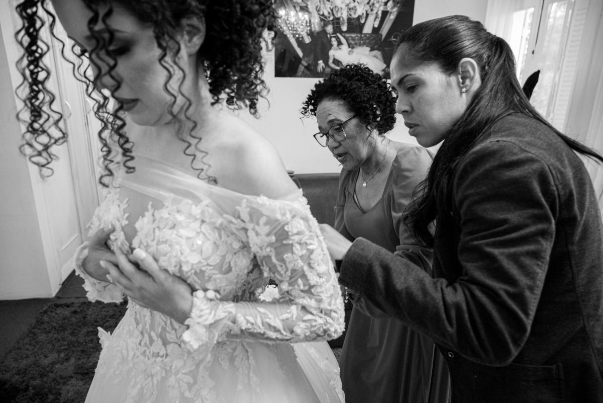 A felicidade dos noivos registrada por Alberto Martinez. Fotografias que contam a história de amor de Rita e Robert.