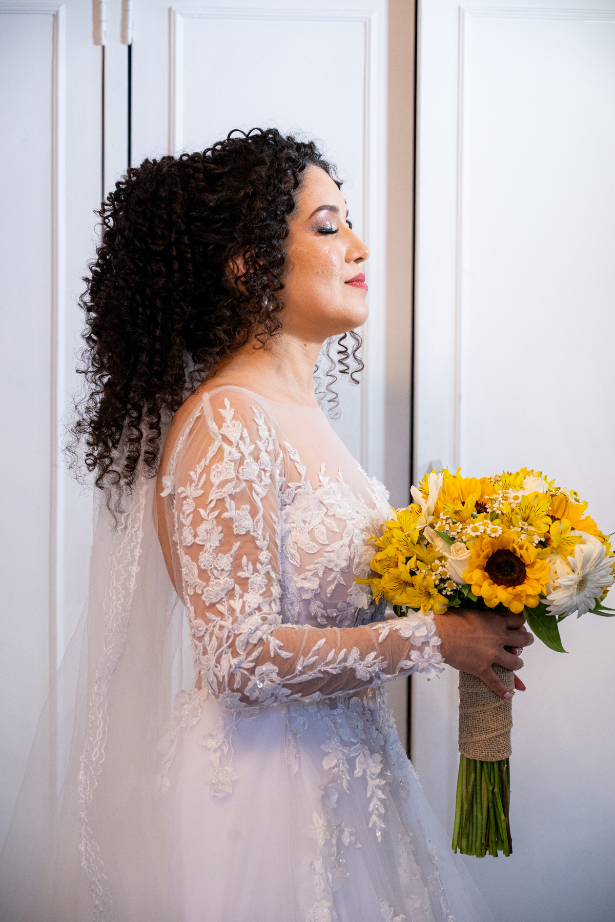 Os convidados celebrando o amor de Rita e Robert em fotos cheias de emoção do fotógrafo Alberto Martinez.