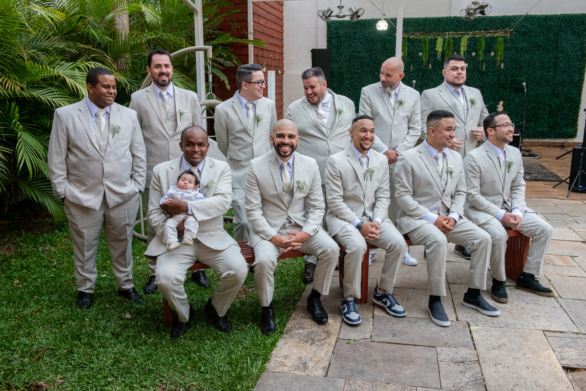 O brilho nos olhos de Rita captado por Alberto Martinez. Fotografias que revelam a felicidade e o encanto de um dia especial.