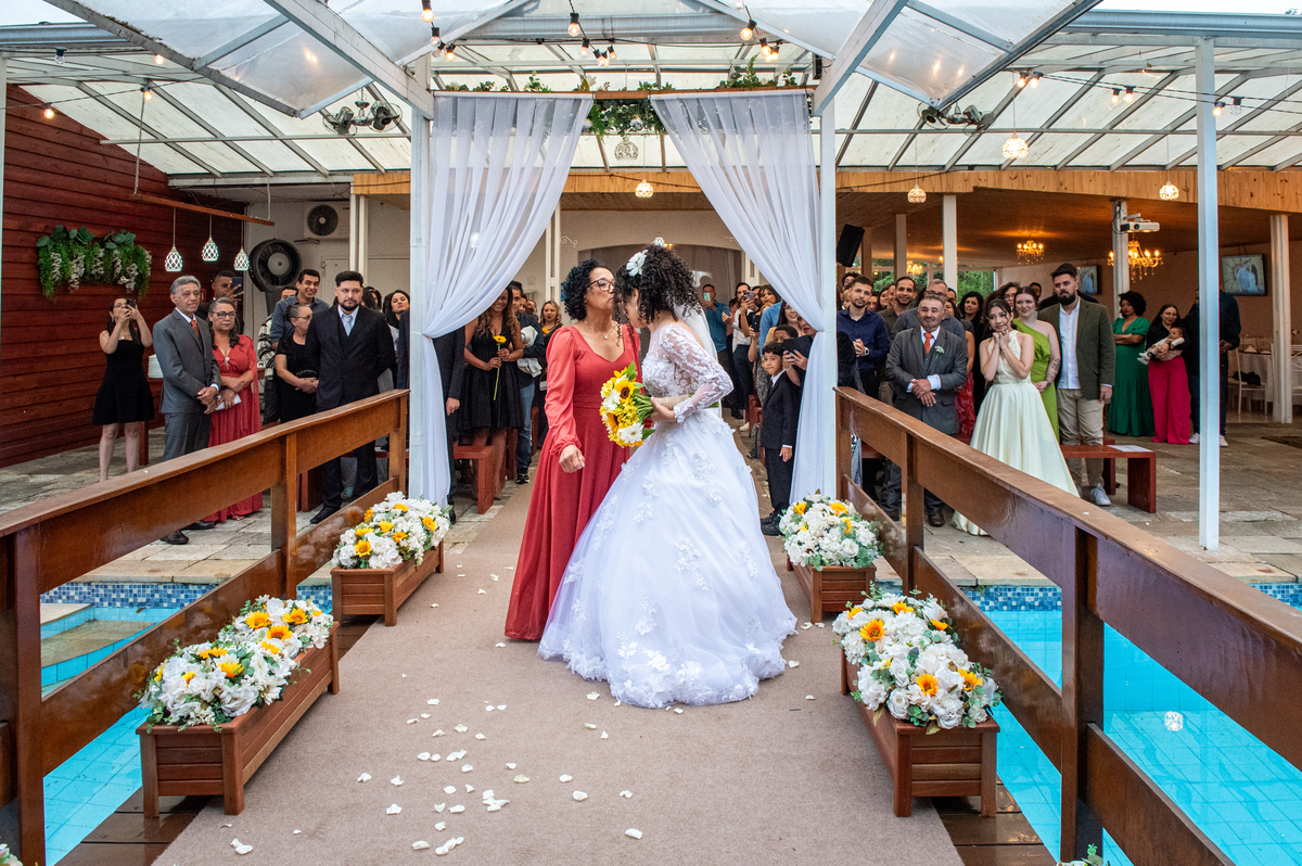 Fotografia de casamento em Cotia - Granja Viana. Alberto Martinez e os melhores registros do Espaço AVIV.