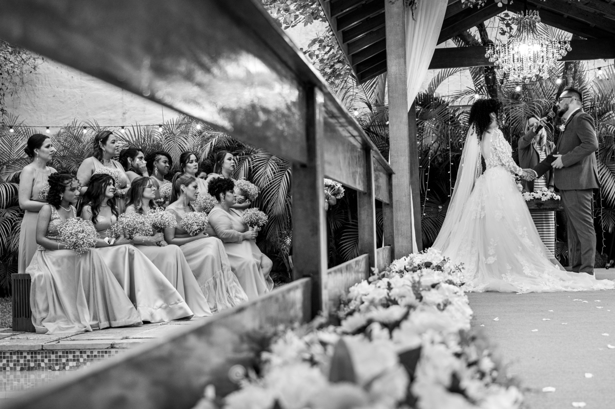 Fotos profissionais de casamento no Espaço AVIV. Alberto Martinez fotografa casamento em Cotia.