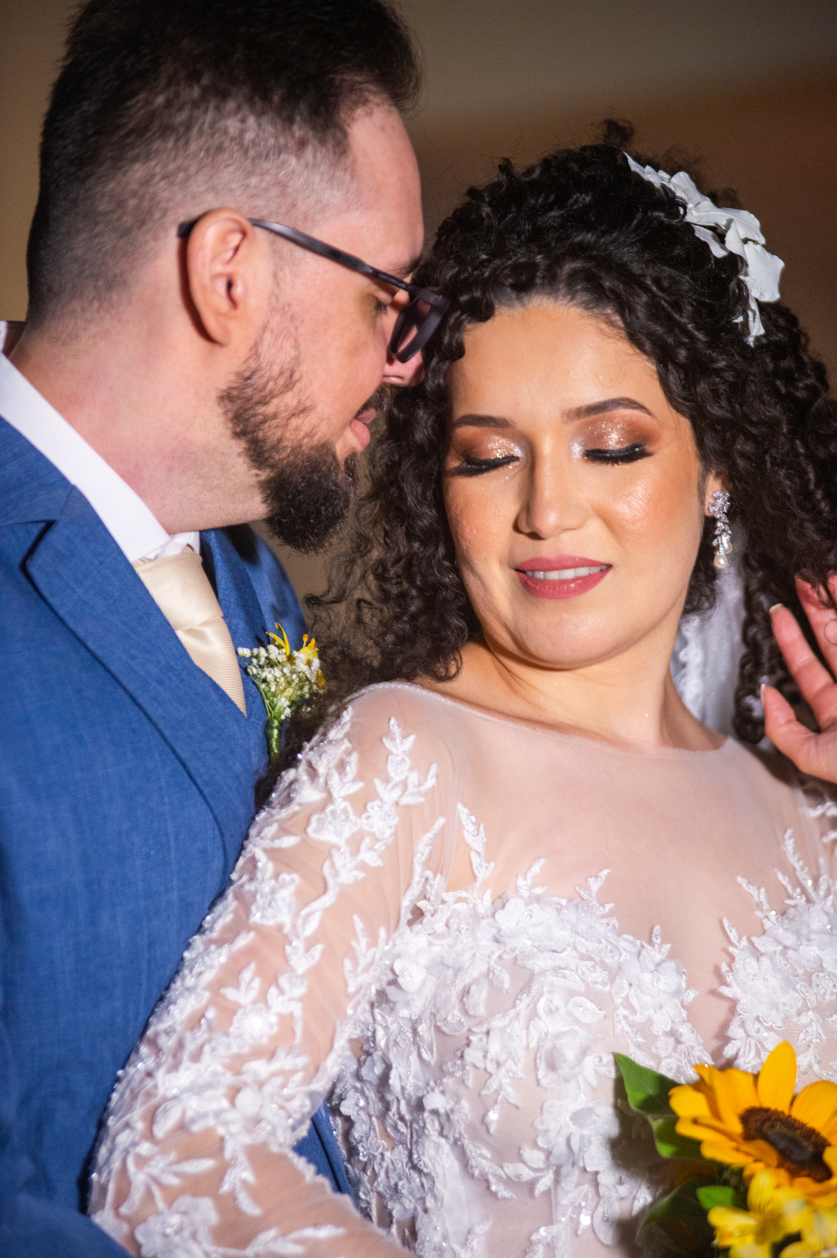 Fotógrafo em Cotia para casamento ao ar livre. Alberto Martinez captura o encanto do Espaço AVIV.