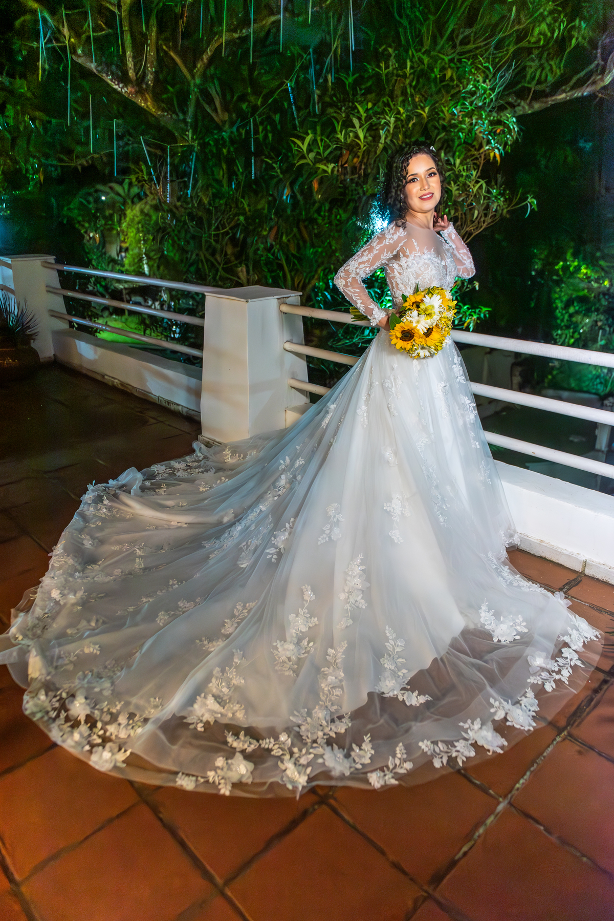 Fotógrafo para casamentos no Espaço AVIV em Cotia. Imagens artísticas captadas por Alberto Martinez.