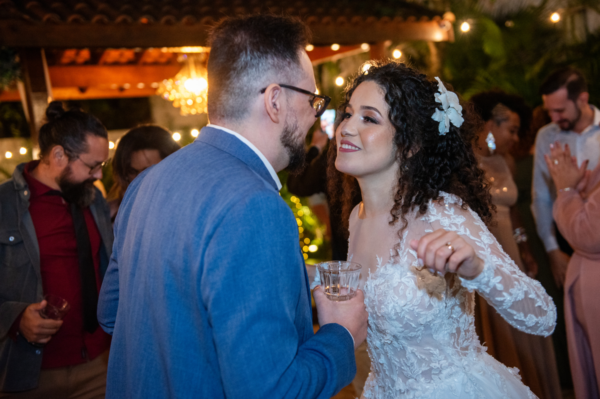 Fotógrafo em Cotia - Granja Viana para casamentos. Alberto Martinez e imagens inesquecíveis no Espaço AVIV.