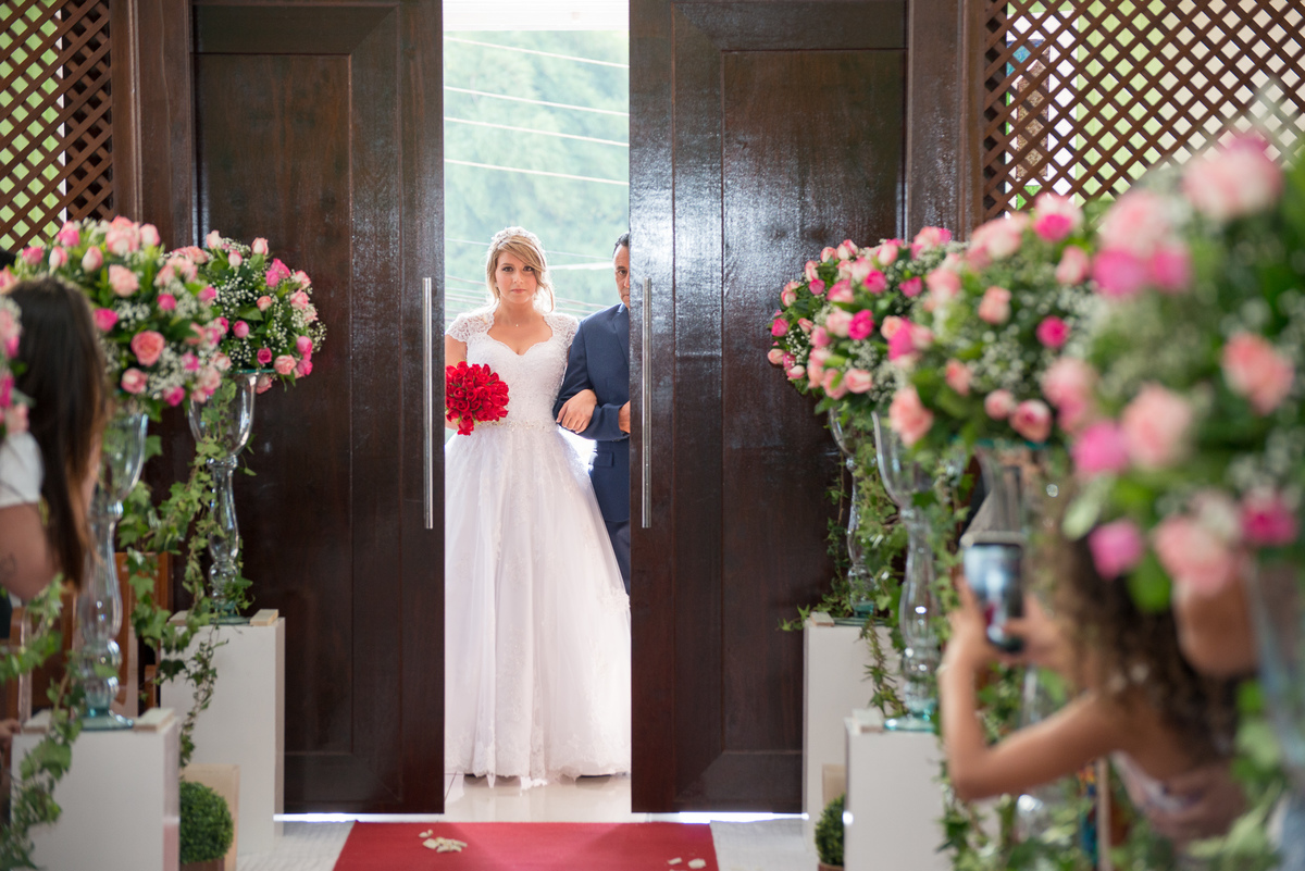 Fotografias de casamento realizadas na igreja em Cotia SP pelo fotógrafo Alberto Martinez
