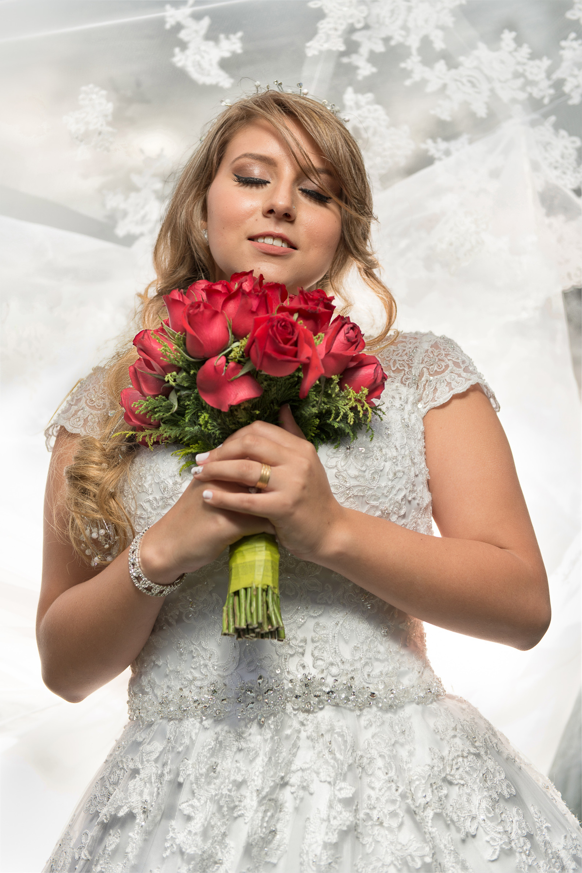 Fotografias de casamento realizadas na igreja em Cotia SP pelo fotógrafo Alberto Martinez