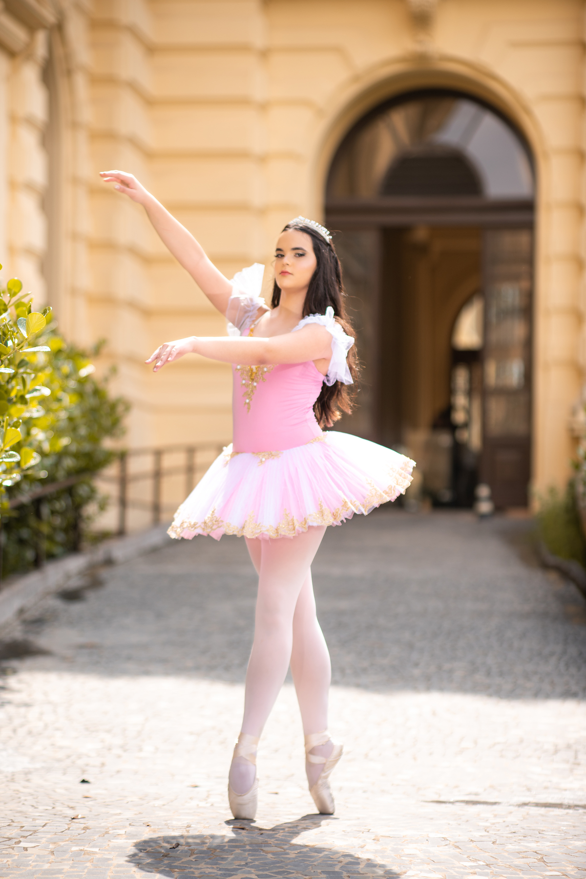 Movimentos suaves e graciosos em frente às majestosas escadarias do Museu. Um sonho de 15 anos em forma de fotografia!