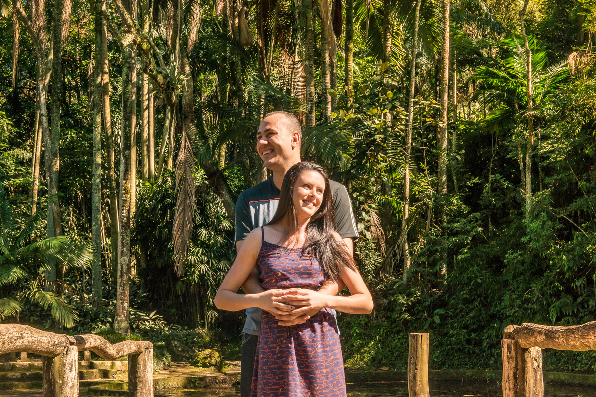 Fotografia de casal no parque jardim botânico em São Paulo, fotografo de casamentos Alberto Martinez