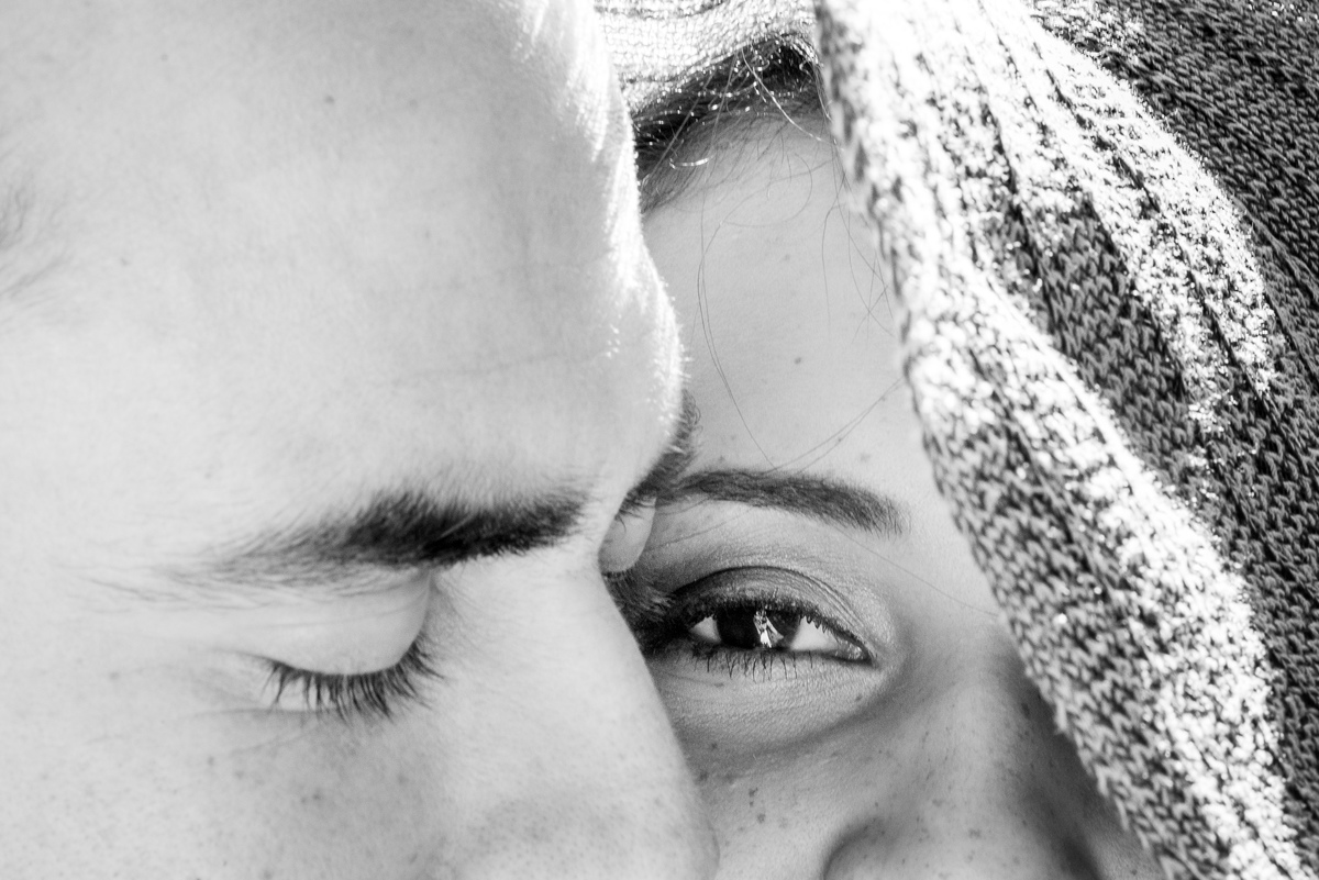 Ensaio de casal antes do casamento o chamado pre wedding ou pré casamento, fotografias linda feitas pelo fotógrafo Alberto Martinez