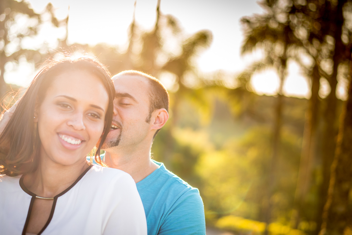 Ensaio de casal antes do casamento o chamado pre wedding ou pré casamento, fotografias linda feitas pelo fotógrafo Alberto Martinez