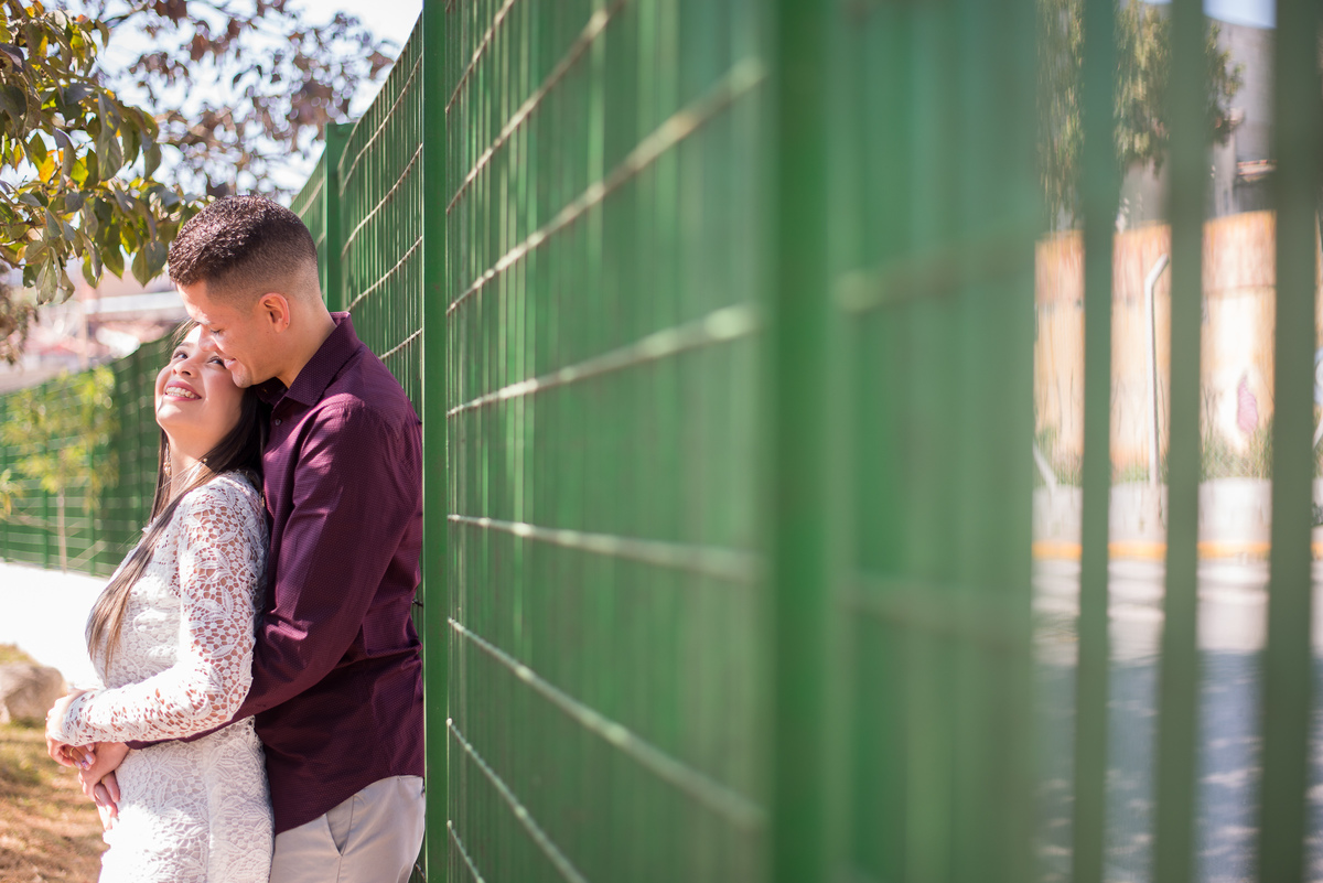Ensaio de casal em cotia SP pelo fotógrafo Alberto Martinez, fotógrafo há mais de 10 anos