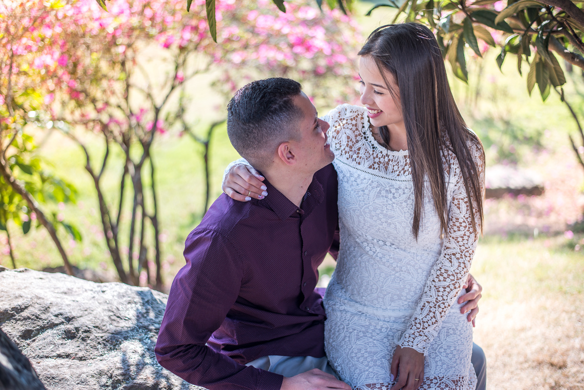 Ensaio de casal em cotia SP pelo fotógrafo Alberto Martinez, fotógrafo há mais de 10 anos