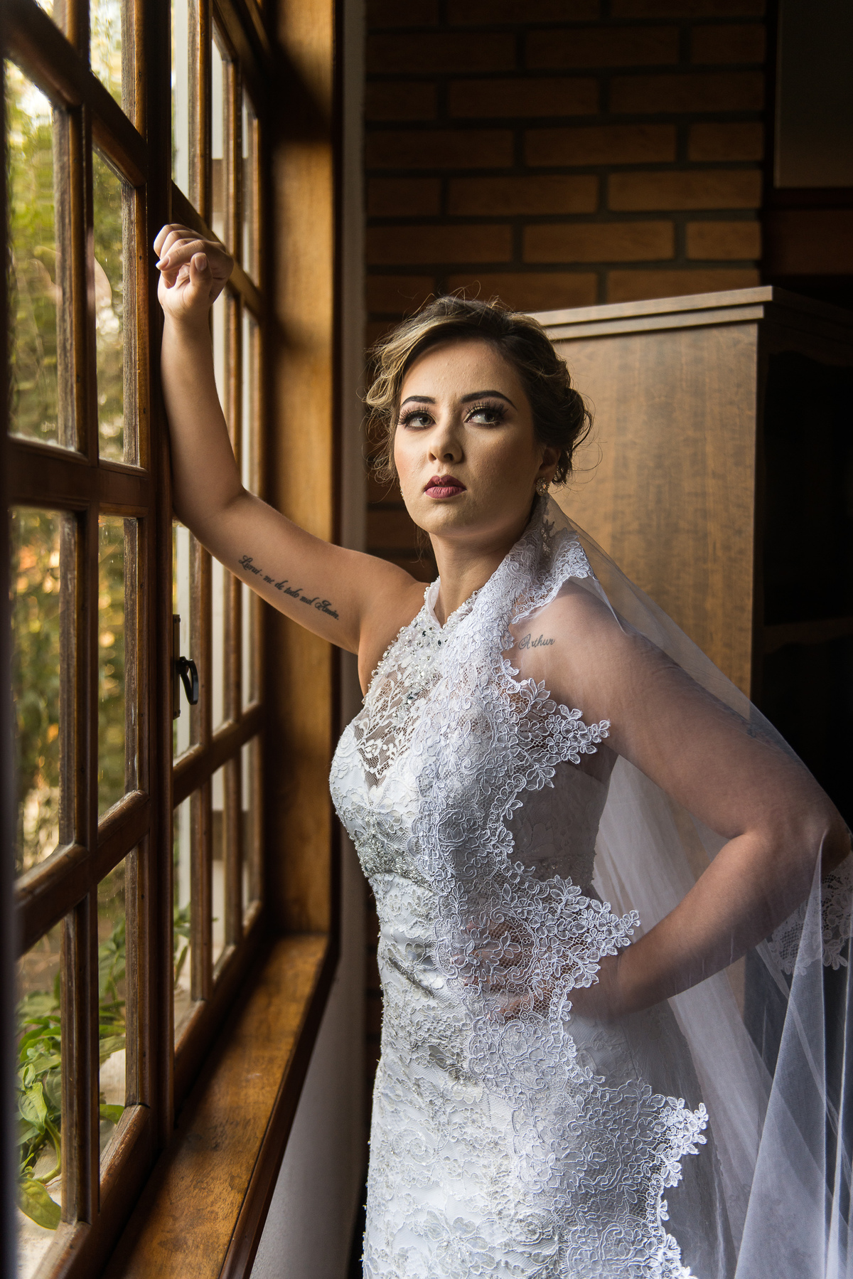 Ensaio de noiva no Espaço Acoty, fotótrafo Alberto Martinez fez esse ensaio com a ajuda da maquiadora Karís Léia e da assistente de luz Nathalia Diaz