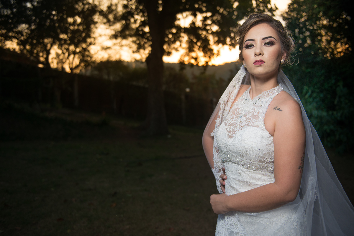 Ensaio de noiva no Espaço Acoty, fotótrafo Alberto Martinez fez esse ensaio com a ajuda da maquiadora Karís Léia e da assistente de luz Nathalia Diaz