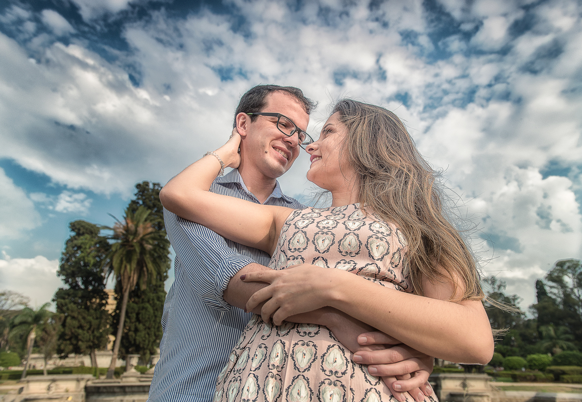 Sessão pré casamento que o fotógrafo Alberto Martinez faz é assim linda e deixa o pré casamento mais bonito.