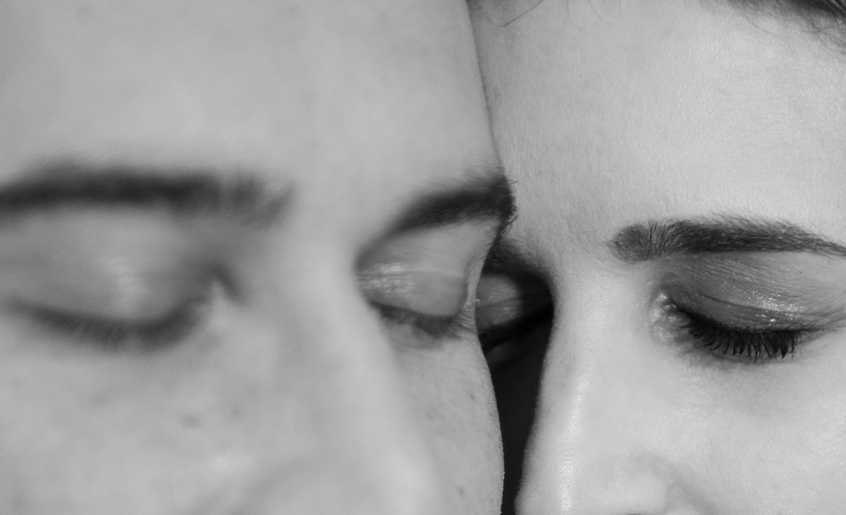 Os olhos dizem muito sobre o amor de um casal e ensaio fotográfico deixa tudo isso em lindas imagens.