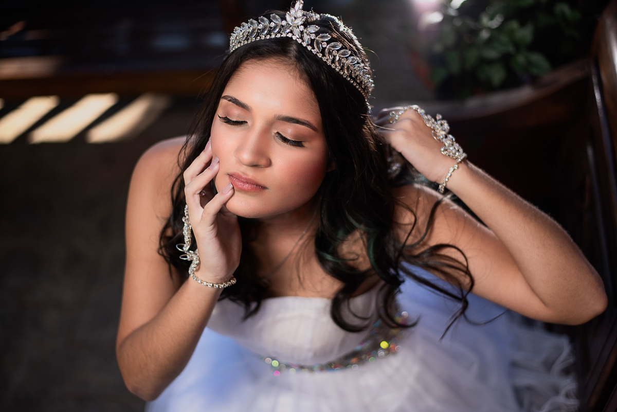Fotografia de debutante de 15 anos em Campos do Jordão cidade de capivari na pousada recanto dos sonhos