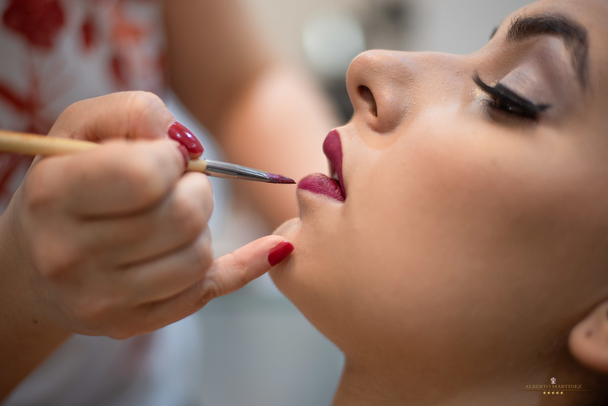 Fotógrafo de debutante em embu das artes no buffet chácara alpes, festa de 15 anos animada com o fotógrafo de debutantes Alberto Martinez