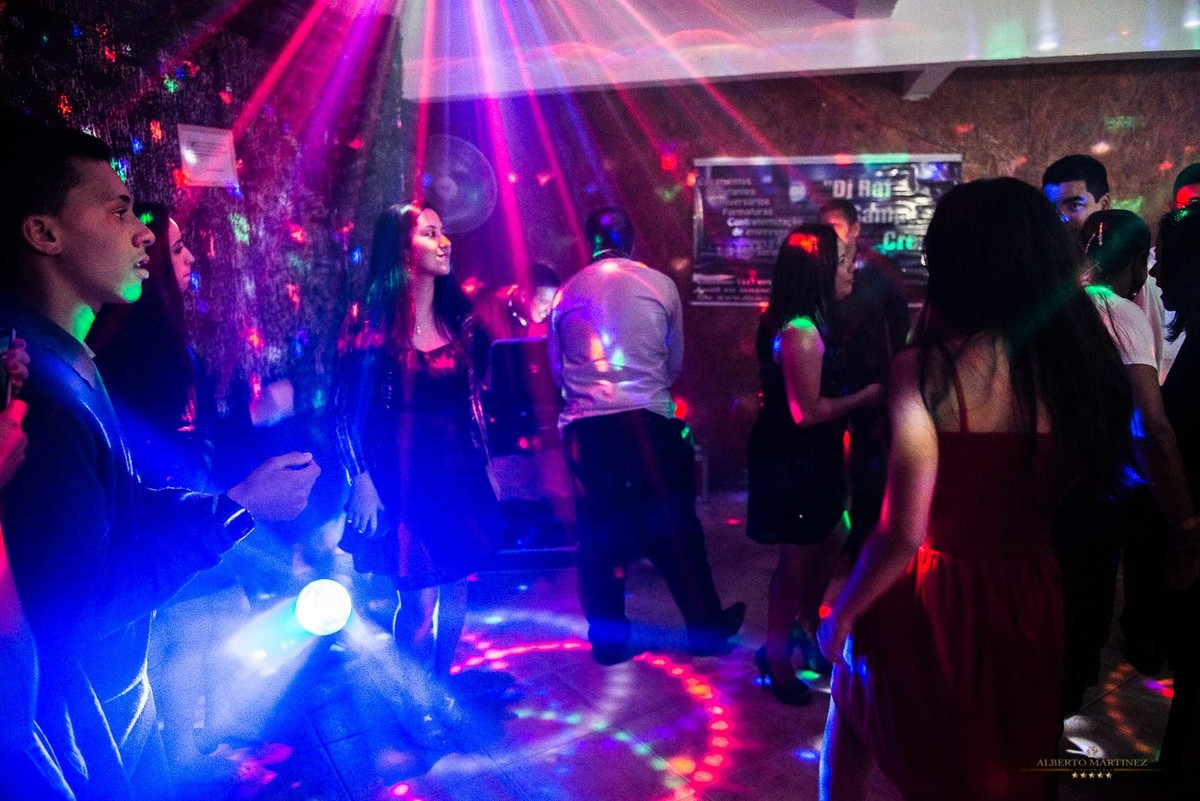 Festa de casamento na chácara Alpes Buffet fotografia de casamento em embu das artes