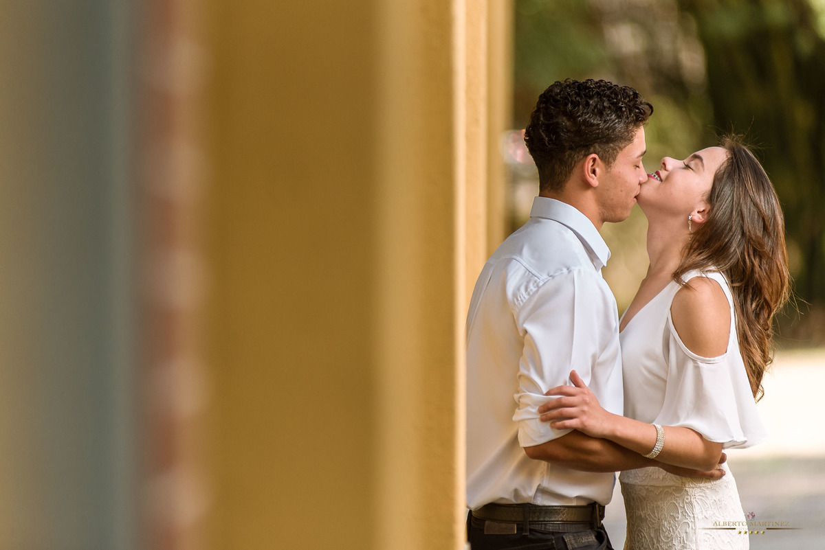 Ensaio de casal pré wedding no Brasital Centro Cultural Brasil Itália em São Roque