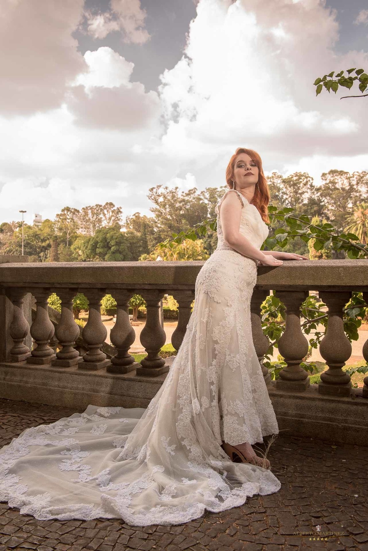 ensaio fotográfico realizado com diversas noivas no museu do ipiranga em são paulo, fotografia de ensaio