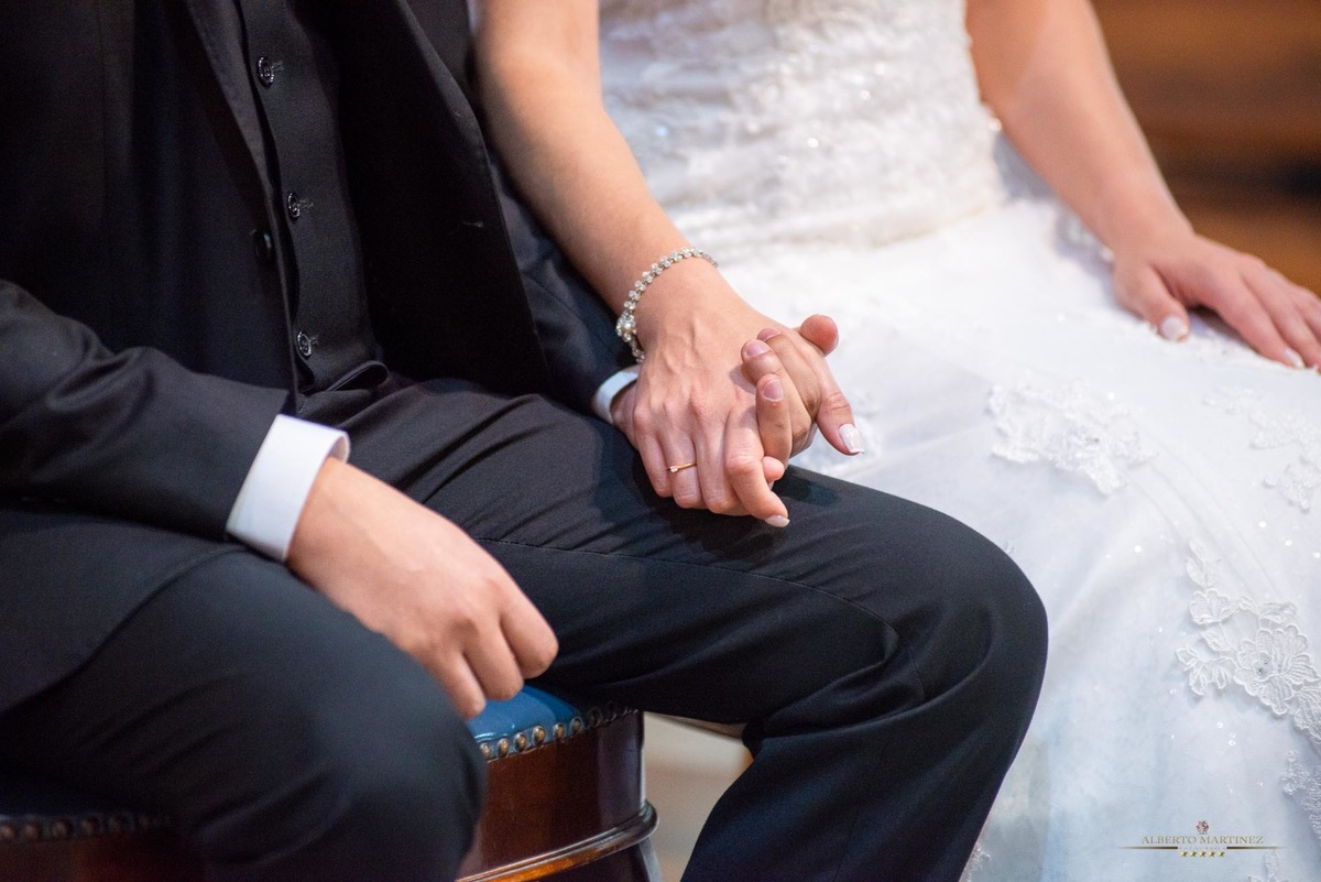 Casamento do casal na Igreja em Vargem grande paulista, fotografia de casamento