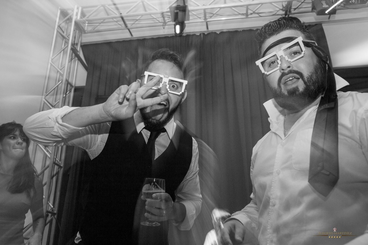 Balada na festa de casamento no espaço sonata 