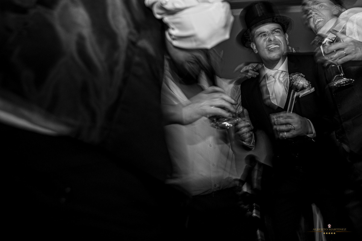 Balada na festa de casamento no espaço sonata 