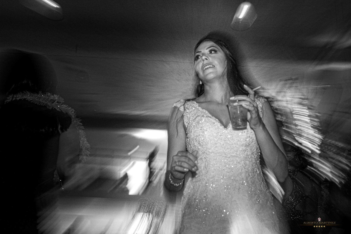 Balada na festa de casamento no espaço sonata 