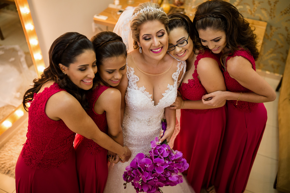 Fotos tiradas pelo Fotografo Régis Cristiano em Araçatuba – SP, momentos de muita alegria para os familiares e amigos. O casal escolheu a chácara Califórnia Eventos em Araçatuba São Paulo, por ser um casamen